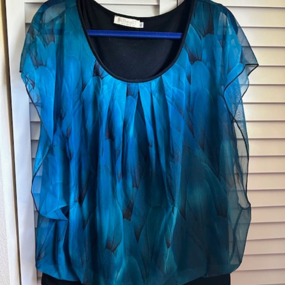 Dressy Blue/Green Womans top Size L